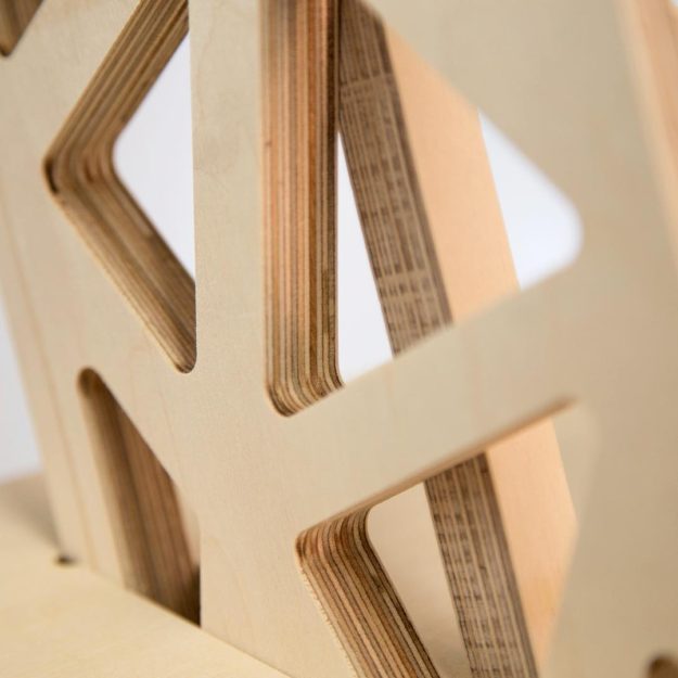 Sneaky peek at version 2 of our standing ‘s-desk’. It’s all in the details. #standingdeskconverter #industrialdesign #officefurniture #ukstartup #productdesign #standingdesk #ergonomics #voronoi #cnc #cncplywood #workingfromhome #workbetter #productphotography #standanddeliver