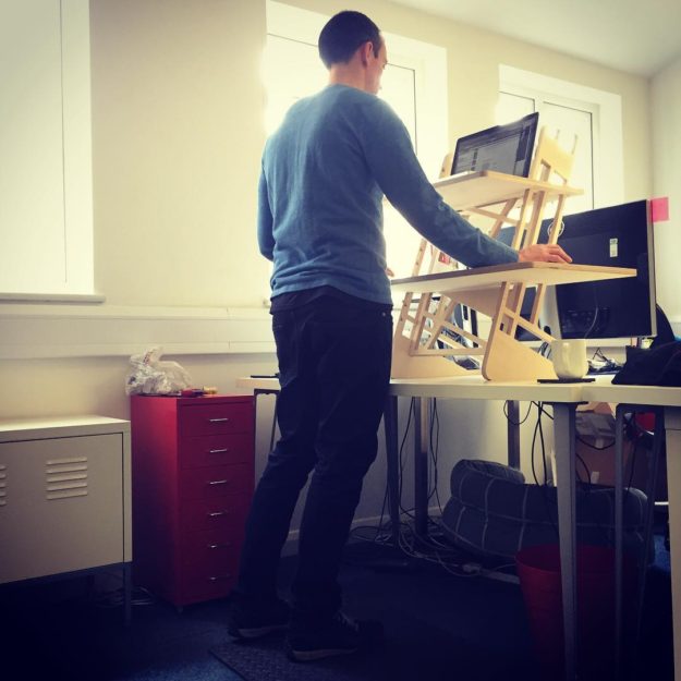 @ledanjohnson moving over to the light side and standing and working at one of our S-Desks for the first time. 3hrs and going strong!